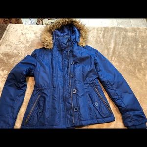 Delia’s lightweight puffer coat